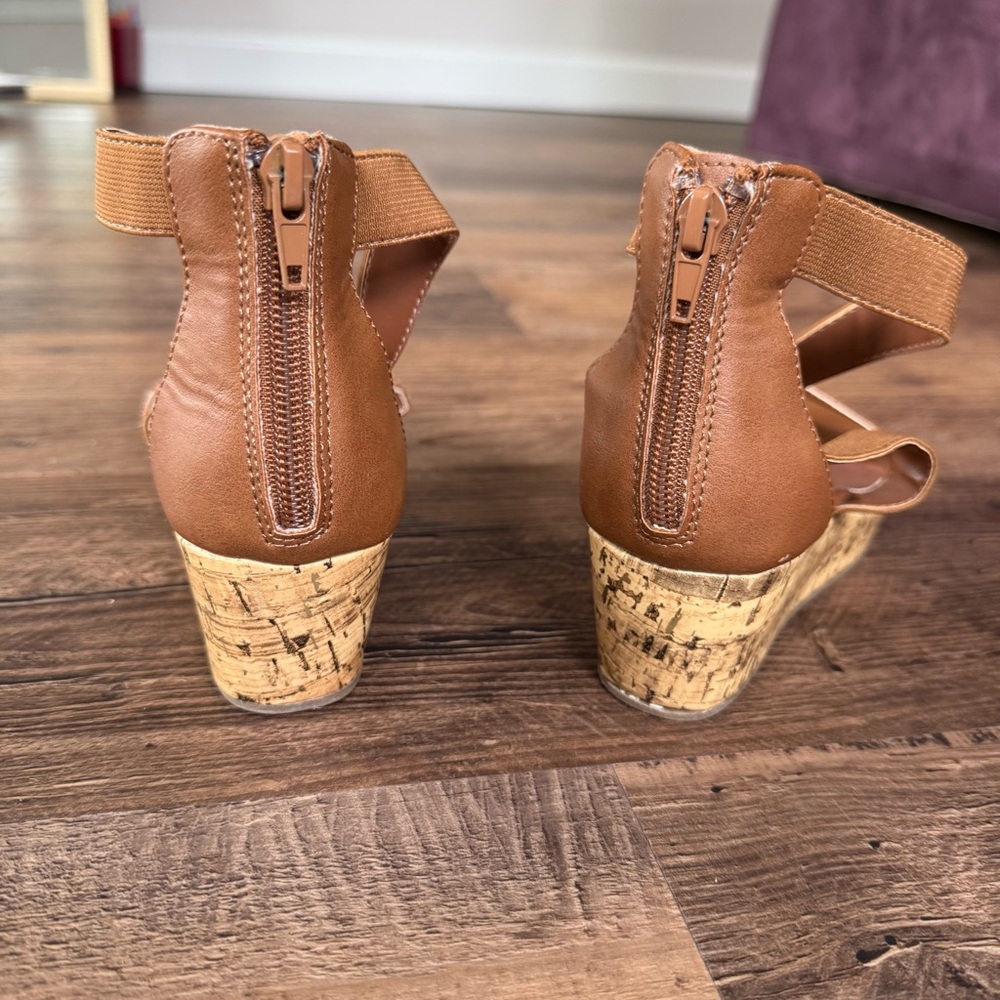 Justice Tan Wedge Sandals            Size 2 Youth - Picture 6 of 12